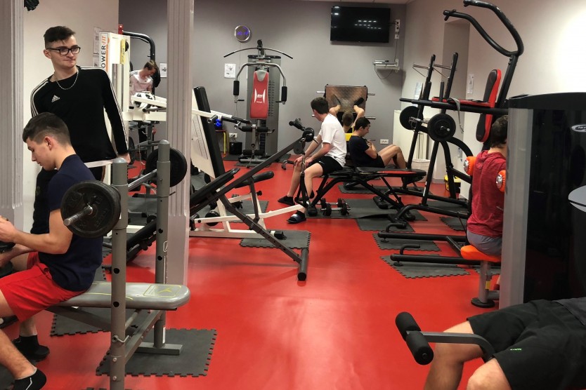 À fond la forme avec la salle de musculation de l’internat !