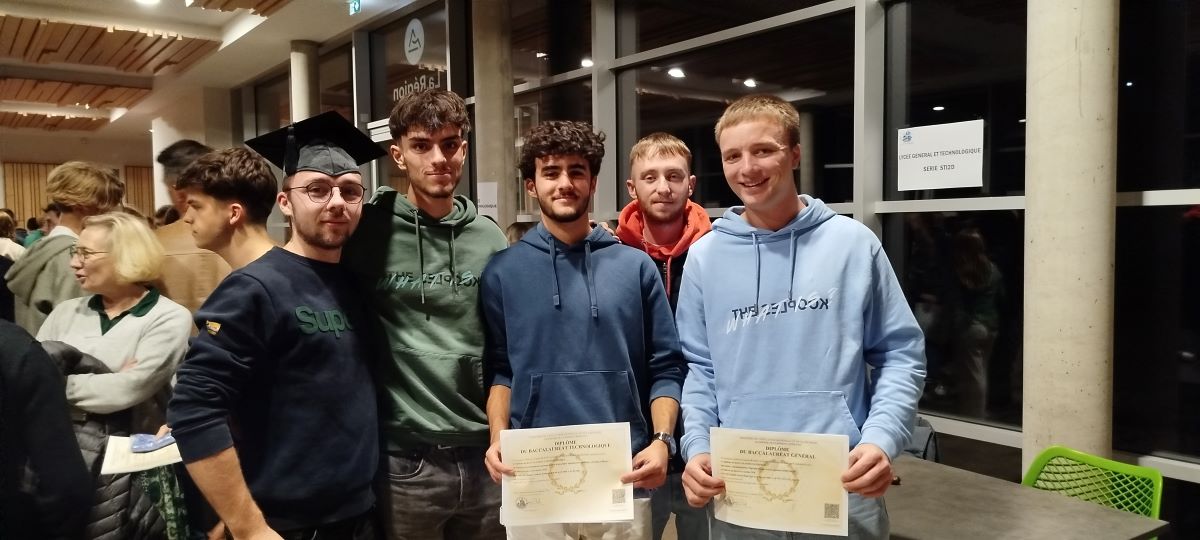 remise diplomes 2024