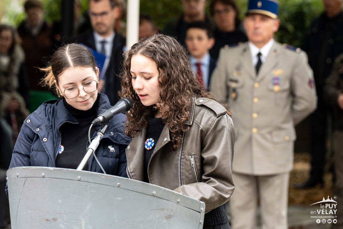 LE PUY-ceremonie et 60 ans du jumelage avec Meschede-03848